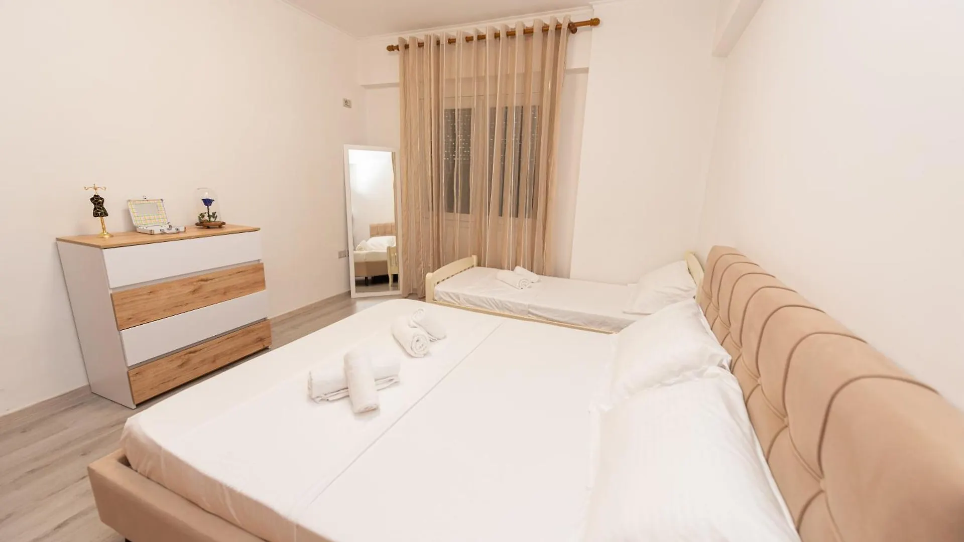 Siar Apartment Vlore Albania